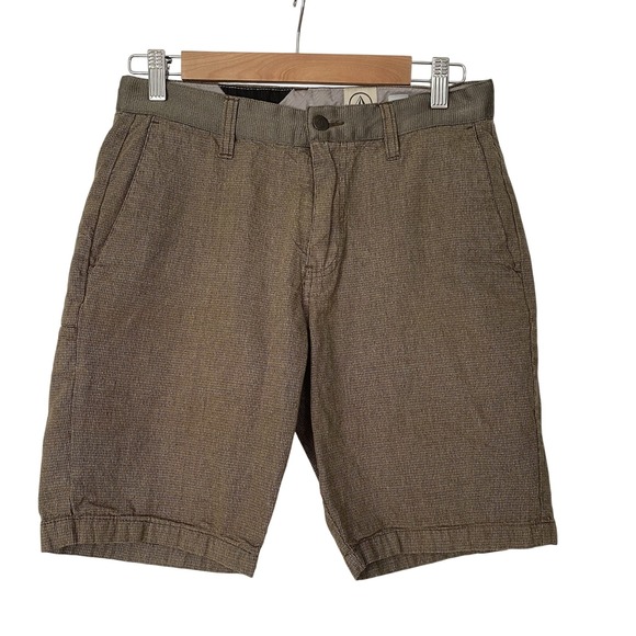 Volcom Other - Volcom Men's Olive Green Shorts, Size 28, Flat Front‎